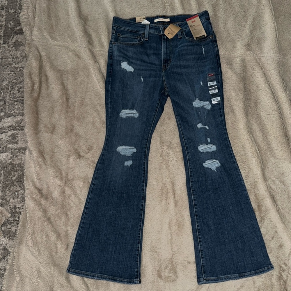 Levi Flare ripped Blue jeans